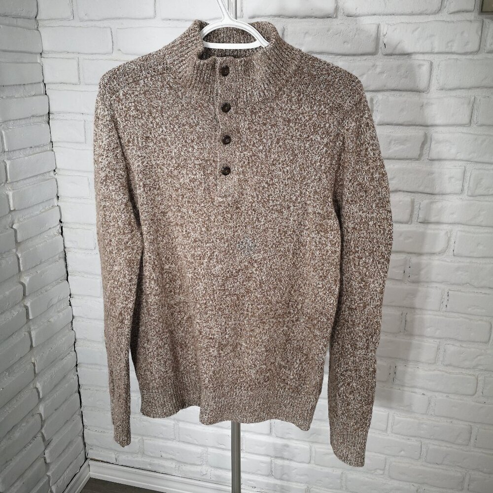 Gap Men's Size Medium Tan & Beige 4 Button Closure Straight Fit Sweater